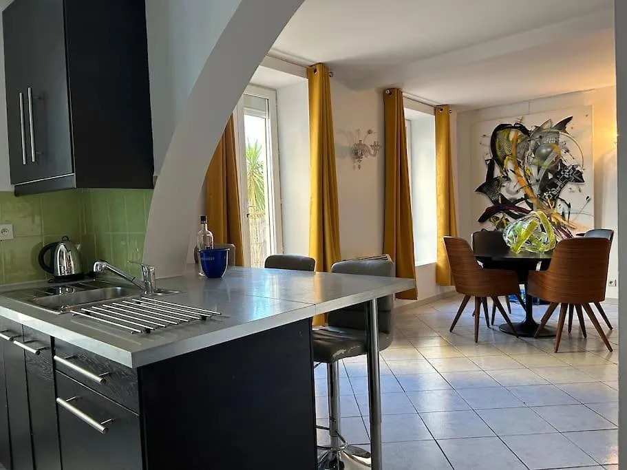 Interieur D'Artistes Apartment Montelimar France