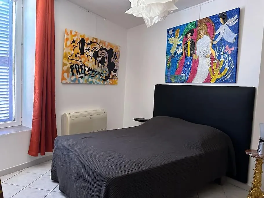 Interieur D'Artistes Apartment Montelimar